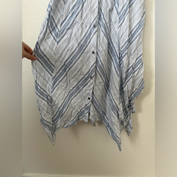 Stripped tight fairy styled midi dress - Picture 5 of 9